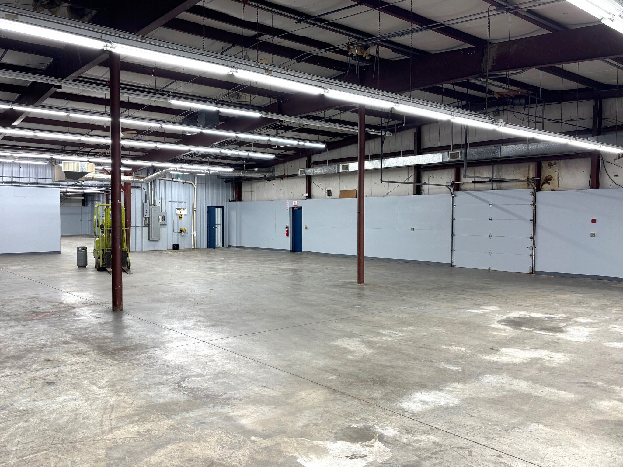 219 Industrial Ln, Torrington, CT for lease Interior Photo- Image 1 of 1