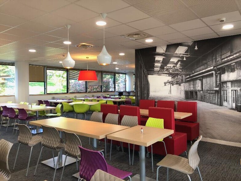 Bureau dans Toulouse à louer - Photo du bâtiment - Image 3 de 13