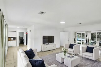 More details for 76 NE 49th St, Miami, FL - Multifamily for Sale