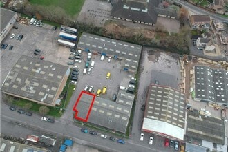 Tweed Rd, Clevedon à louer Aérien- Image 1 de 5