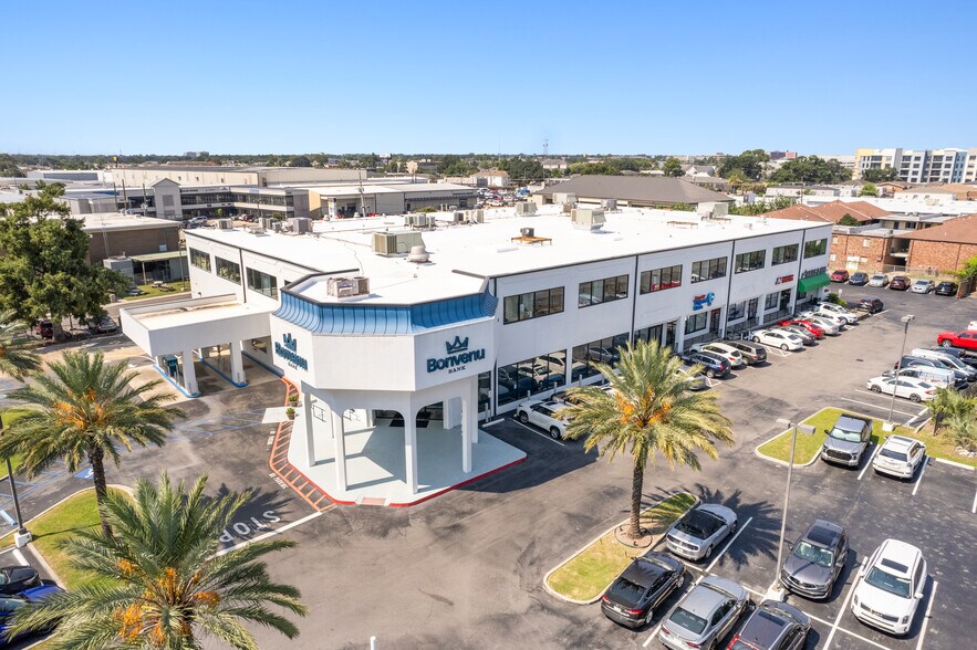 3908 Veterans Memorial Blvd, Metairie, LA à vendre - Photo du bâtiment - Image 1 de 1