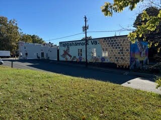 303 Queen St, Tappahannock, VA à vendre - Photo du bâtiment - Image 3 de 8