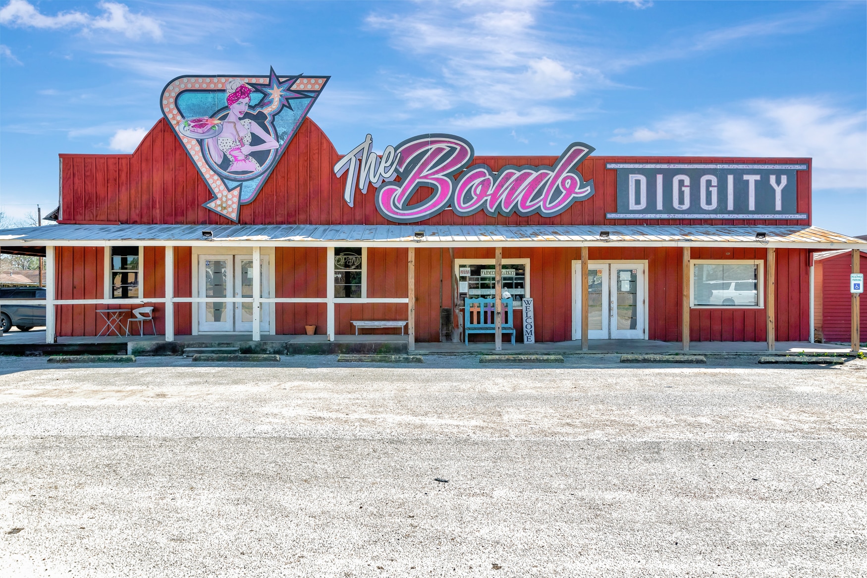 321 Kolle Road, Inez, TX for sale Primary Photo- Image 1 of 34