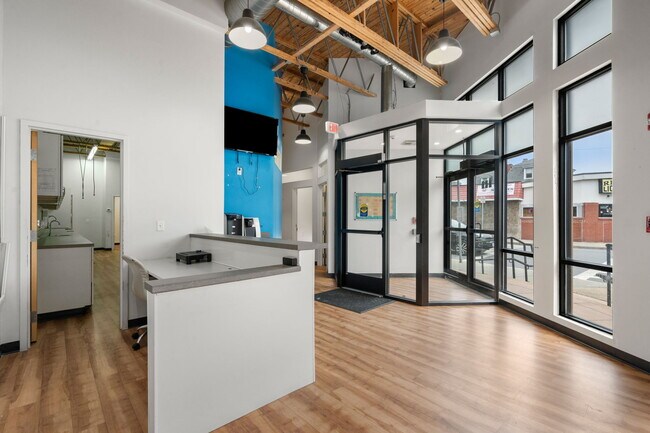 More details for 347-351 Main St, Watertown, MA - Retail for Lease