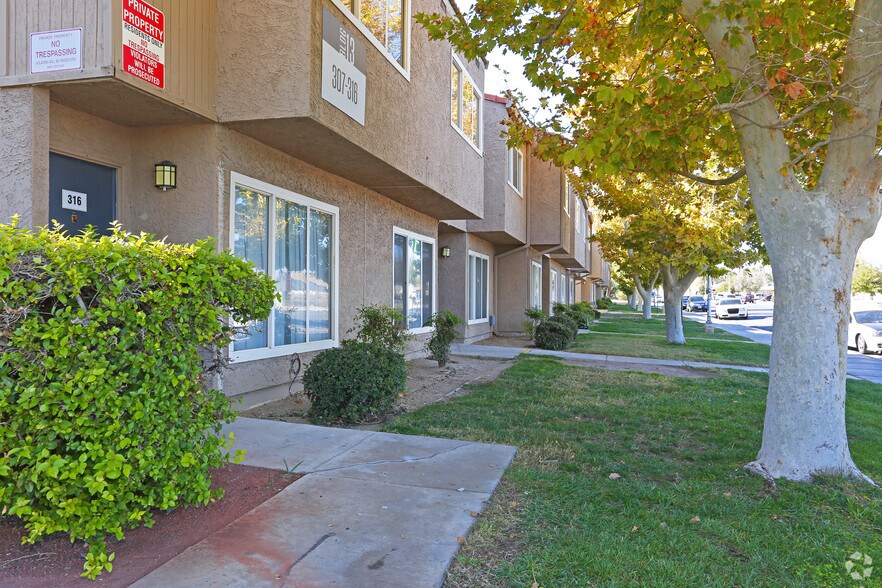 4485 Pennwood Ave, Las Vegas, NV for sale - Primary Photo - Image 1 of 1