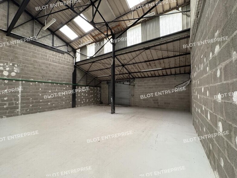 Office in Brest for lease - Interior Photo - Image 2 of 8