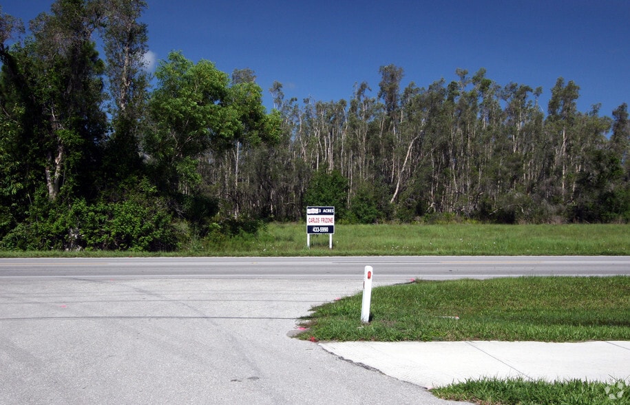 10300 Stringfellow Rd, Saint James City, FL à vendre - Autre - Image 3 de 5