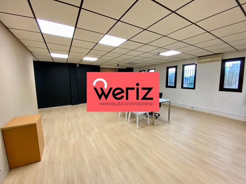 5 Montée De Saint Menet, Marseille à louer - Photo du bâtiment - Image 2 de 6