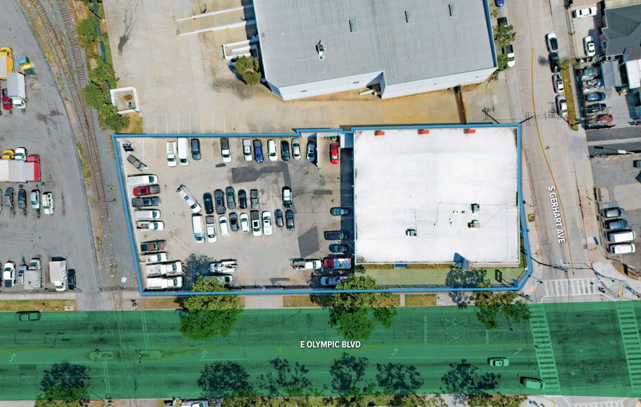 5711 E Olympic Blvd, Commerce, CA for lease - Building Photo - Image 2 of 9
