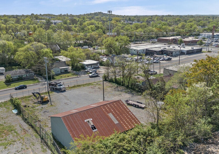 3011 Ambrose Ave, Nashville, TN for lease - Building Photo - Image 3 of 6