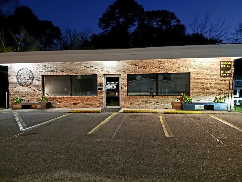 2422 Ingalls Ave, Pascagoula, MS for sale - Building Photo - Image 1 of 25
