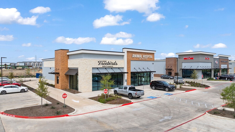 126 Chris Kelley blvd, Hutto, TX for sale - Building Photo - Image 1 of 17