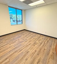 26540 Adams Ave, Murrieta, CA for lease Interior Photo- Image 2 of 6