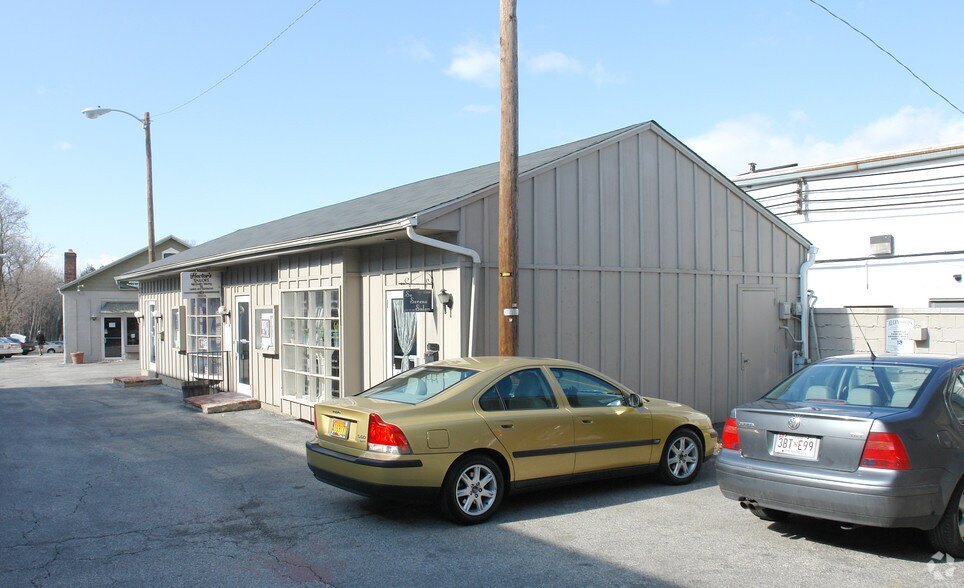 1330 Reisterstown Rd, Pikesville, MD for lease - Building Photo - Image 2 of 4