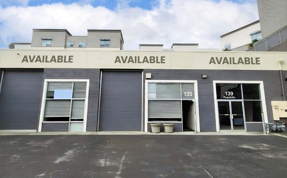 135-299 Franklin St, Redwood City, CA for lease - Building Photo - Image 2 of 5