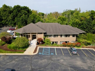 Plus de détails pour 822 Centennial Way, Lansing, MI - Bureau à louer