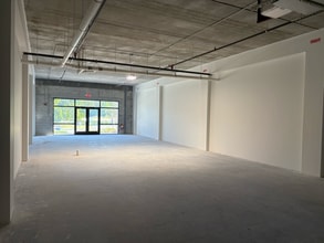 11850-11880 Cheeca Ct, Fort Myers, FL for lease Interior Photo- Image 2 of 3