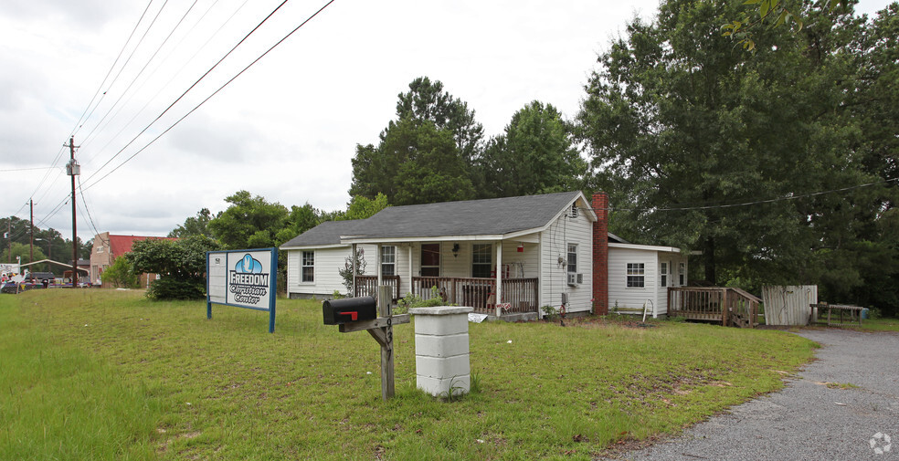 1937 W Bobo Newsom Hwy, Hartsville, SC à vendre - Photo du bâtiment - Image 1 de 1