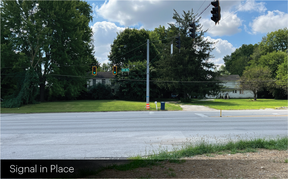 9057 Rockville Rd, Indianapolis, IN à vendre - Photo du bâtiment - Image 2 de 6