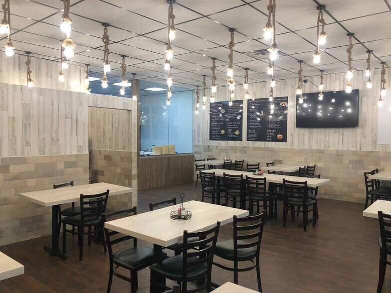 14010-14020 Horizon Blvd, El Paso, TX à louer - Photo du bâtiment - Image 3 de 9