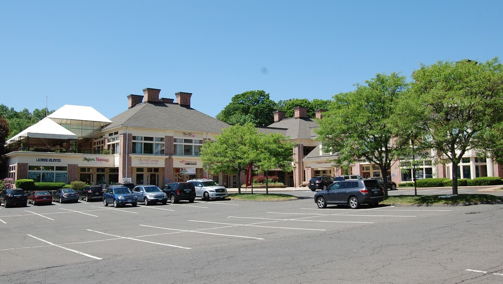 51 E Main St, Avon, CT for lease Interior Photo- Image 1 of 18
