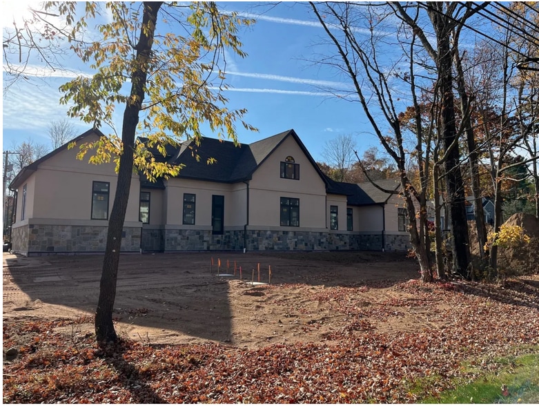 1003 Middletown Ave, Northford, CT for lease - Building Photo - Image 2 of 3