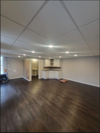 More details for 111 Meadow St, Warwick, RI - Office for Lease