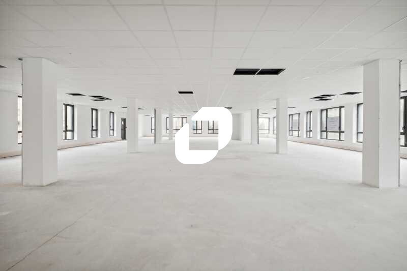 Office in Vénissieux for lease - Interior Photo - Image 2 of 7