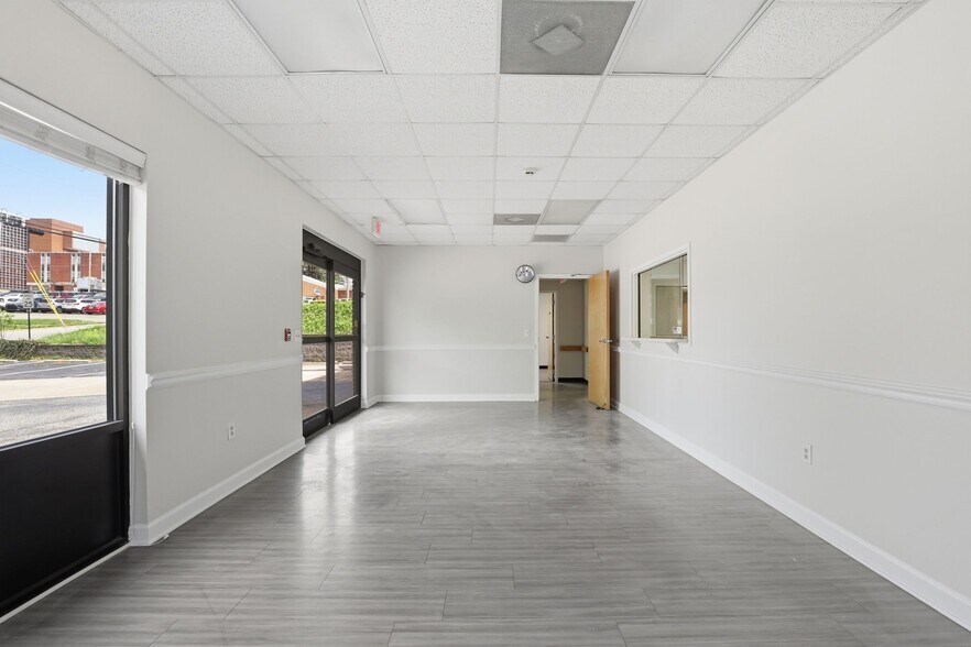 744 Hartness Rd, Statesville, NC à vendre - Photo du bâtiment - Image 3 de 37