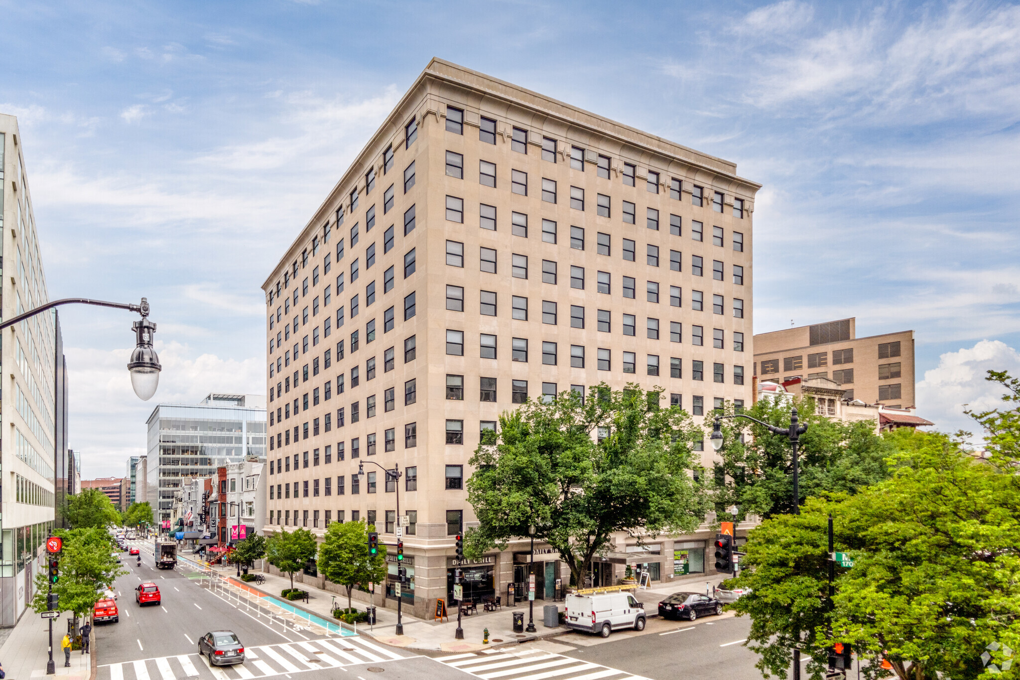 1200 18th St NW, Washington, DC à louer Photo du bâtiment- Image 1 de 7