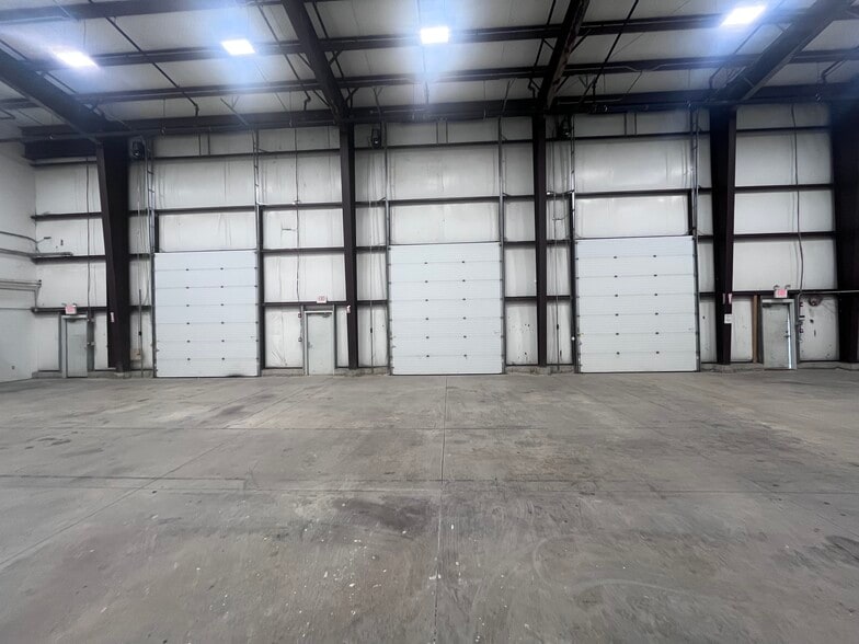 99 Ledge Rd, Seabrook, NH for lease - Building Photo - Image 3 of 15