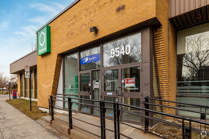 9540 Rue Hochelaga, Montréal, QC for sale - Building Photo - Image 2 of 4