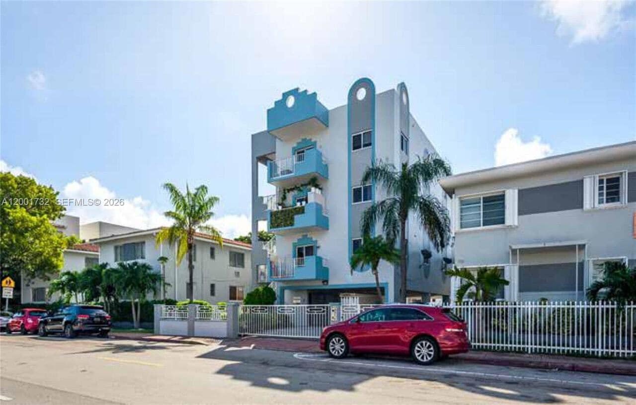 Biscayne Point Buildings portfolio of 2 properties for sale on LoopNet.ca Building Photo- Image 1 of 4