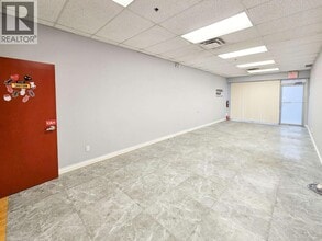 8766 Mckim Way, Richmond, BC à louer Photo intérieure- Image 2 de 2