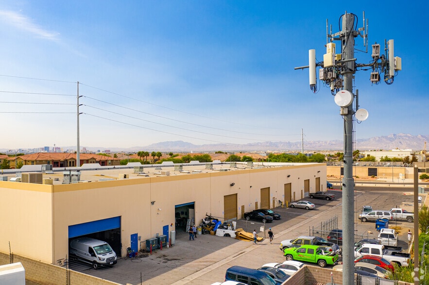 4120 E Craig Rd, North Las Vegas, NV for sale - Building Photo - Image 2 of 5