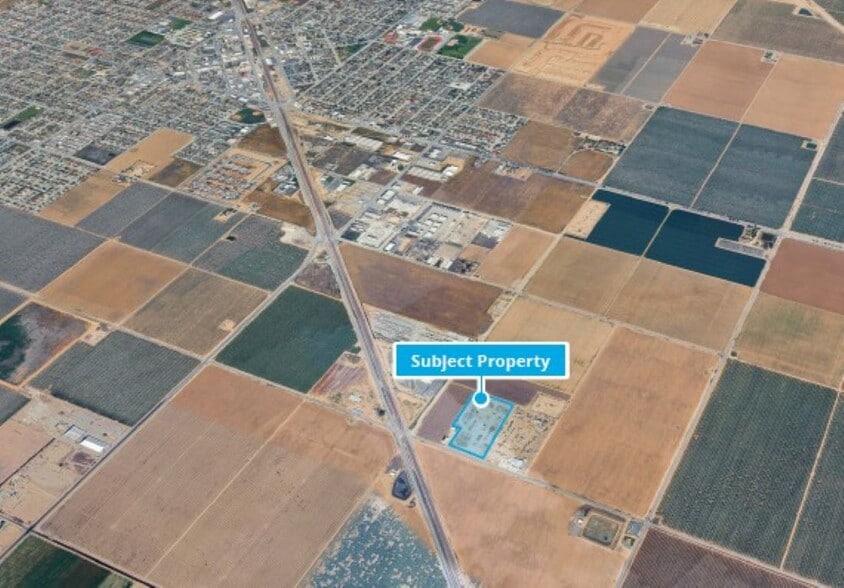 1690 E Riverside St, Shafter, CA à louer - Aérien - Image 3 de 4