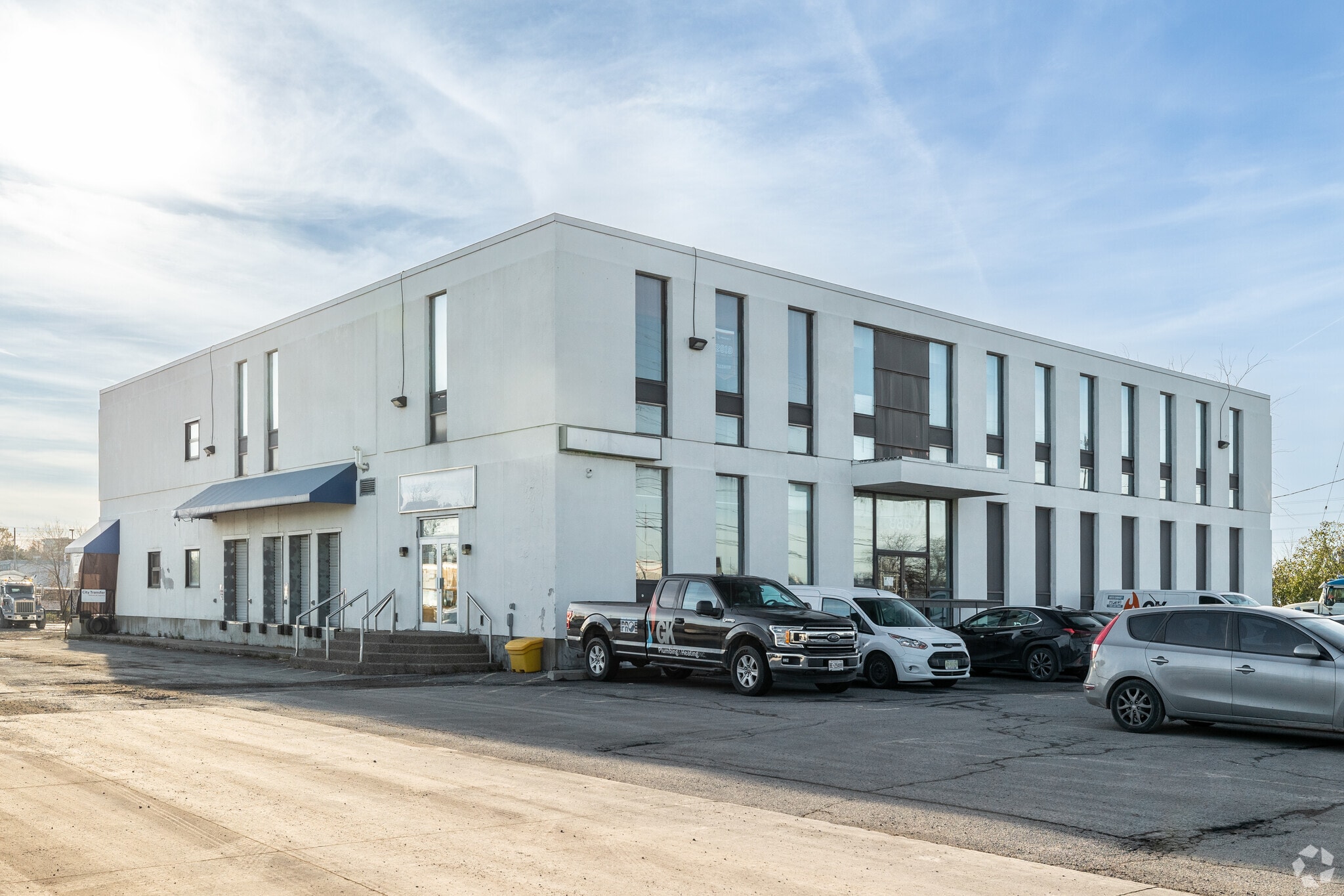 888 Belfast Rd, Ottawa, ON à vendre Photo principale- Image 1 de 7