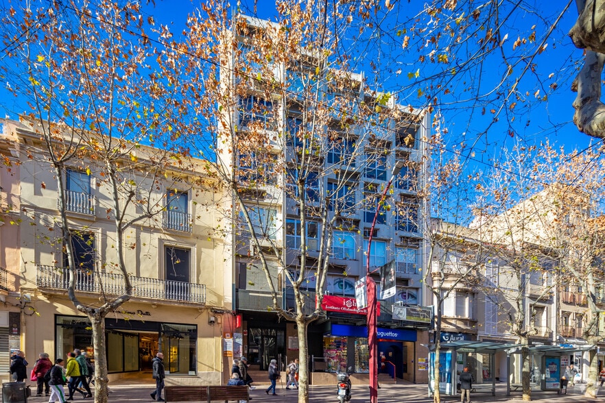 Carrer Rambla, 62, Sabadell, Barcelona for sale - Building Photo - Image 2 of 4