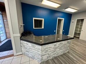 780 International Dr, Franklin, IN for lease Interior Photo- Image 1 of 4