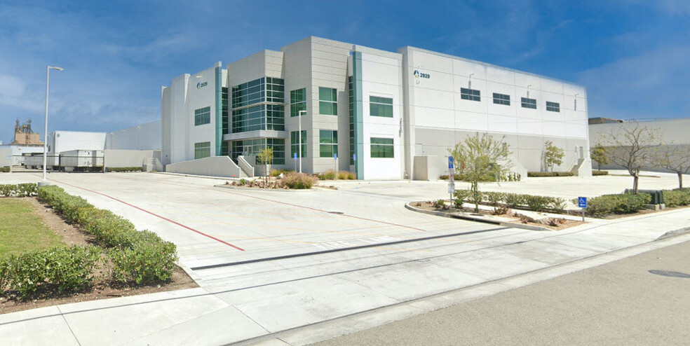 2929 E 54th St, Vernon, CA for lease - Primary Photo - Image 1 of 7