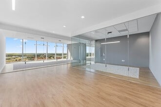 200 Spectrum Center Dr, Irvine, CA for lease Interior Photo- Image 1 of 7