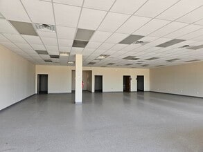 434-450 E Highway 67, Duncanville, TX à vendre Photo intérieure- Image 2 de 2