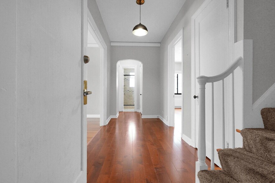 2208 Arlington Ave, Columbus, OH à vendre - Photo du bâtiment - Image 3 de 40