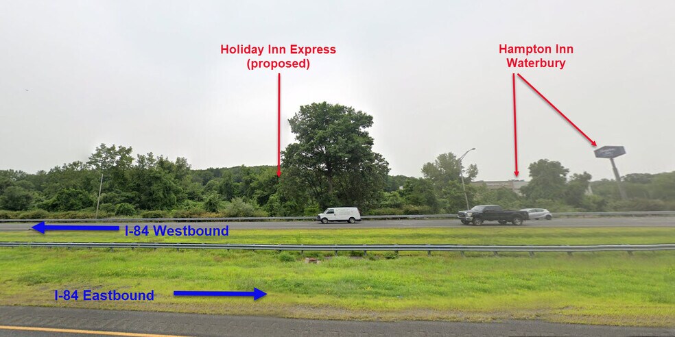 Chase Pky, Waterbury, CT à vendre - Photo du bâtiment - Image 2 de 10