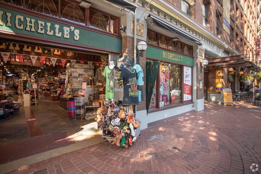 55 Water St, Vancouver, BC à louer - Photo du bâtiment - Image 3 de 15