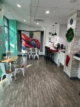 100 N Atlantic Ave, Daytona Beach, FL à louer Photo intérieure- Image 1 de 10