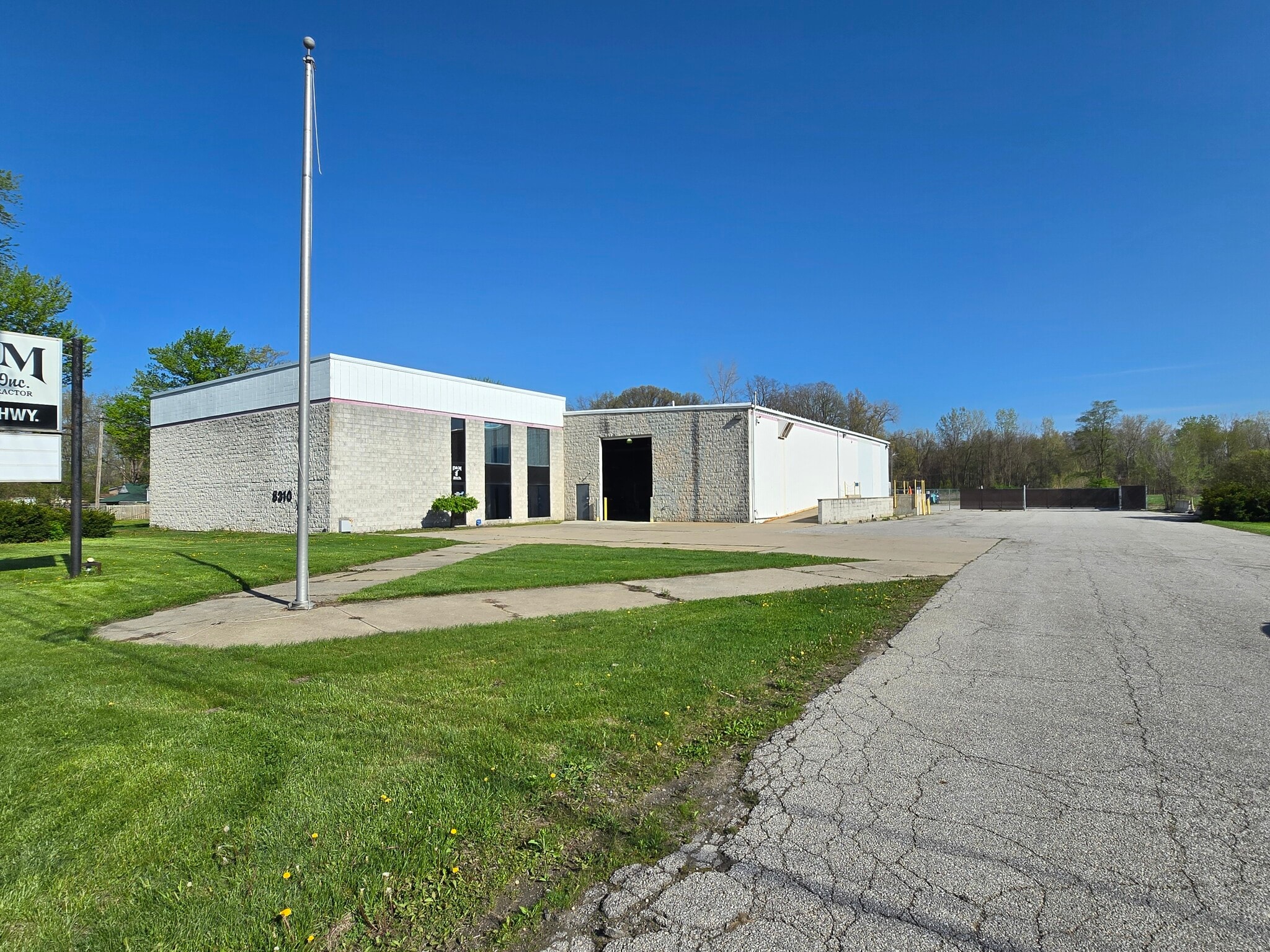 8310 Airport Hwy, Holland, OH à vendre Photo principale- Image 1 de 35