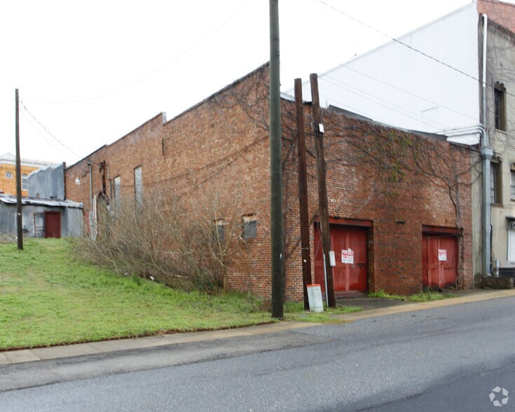 204 Battle St W, Talladega, AL for sale - Building Photo - Image 3 of 9