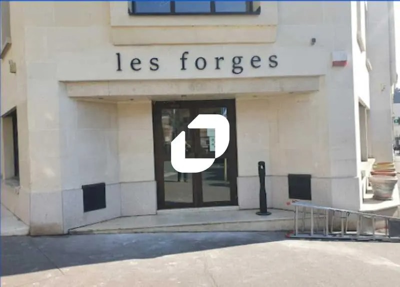 40 Rue De La Convention, Le Kremlin-Bicêtre for lease - Building Photo - Image 1 of 5