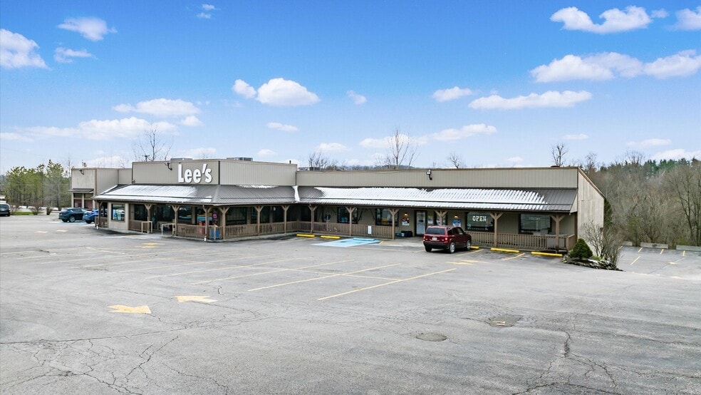 2000 E Wheeling Ave, Cambridge, OH à vendre - Photo principale - Image 1 de 44